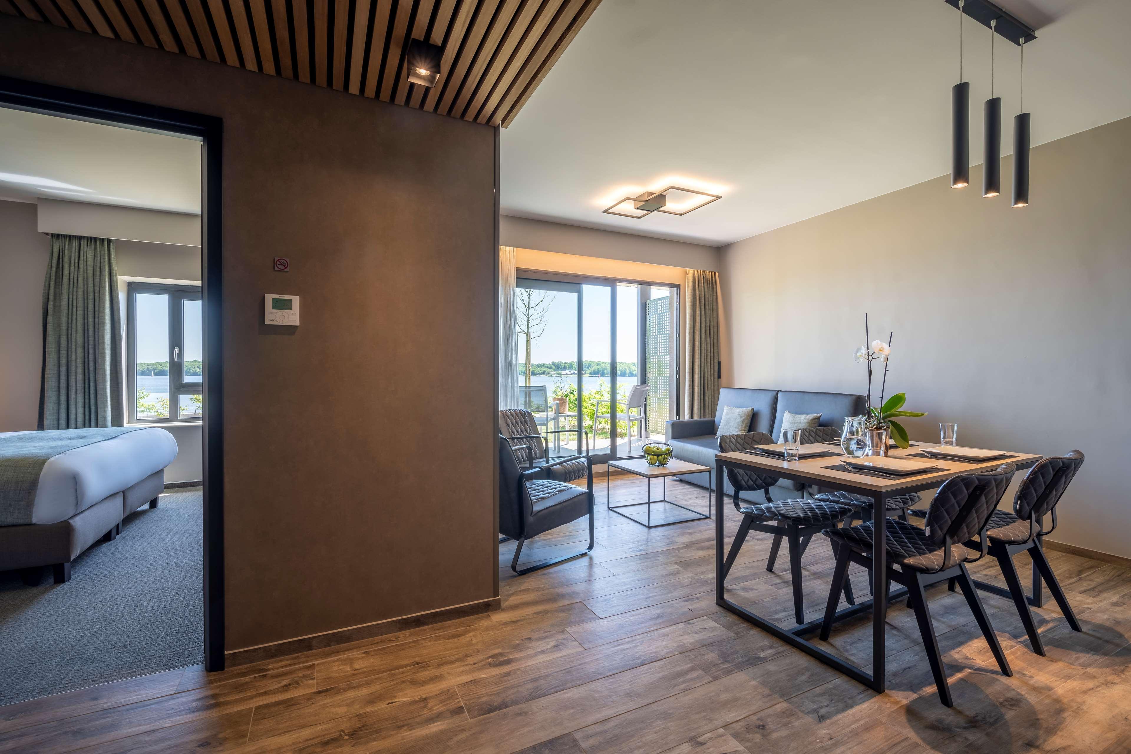 Best Western Plus Golden Lakes Hotel Boussu-lez-Walcourt Exterior foto