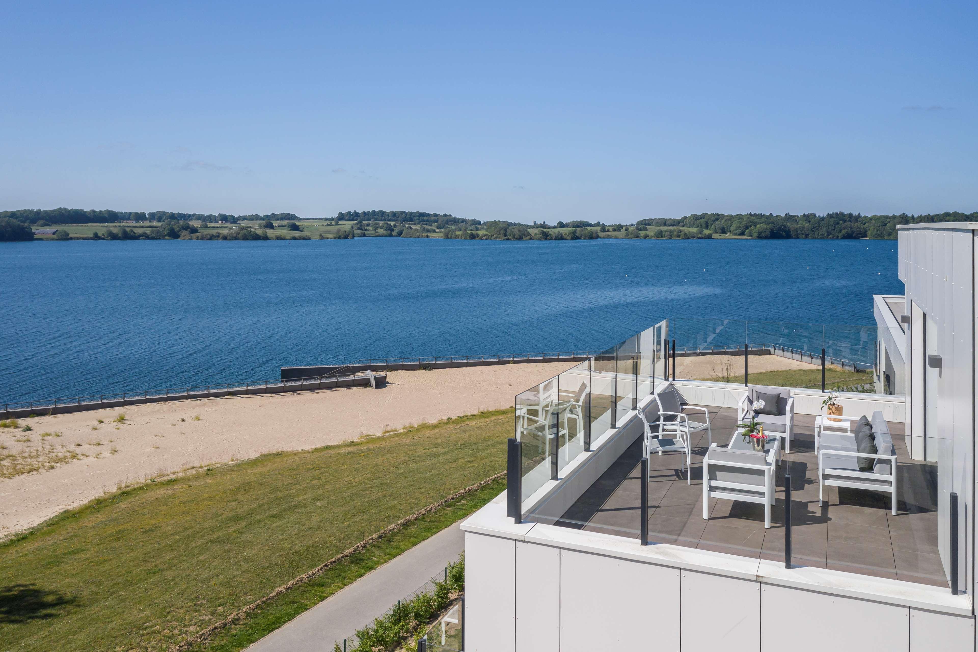Best Western Plus Golden Lakes Hotel Boussu-lez-Walcourt Exterior foto