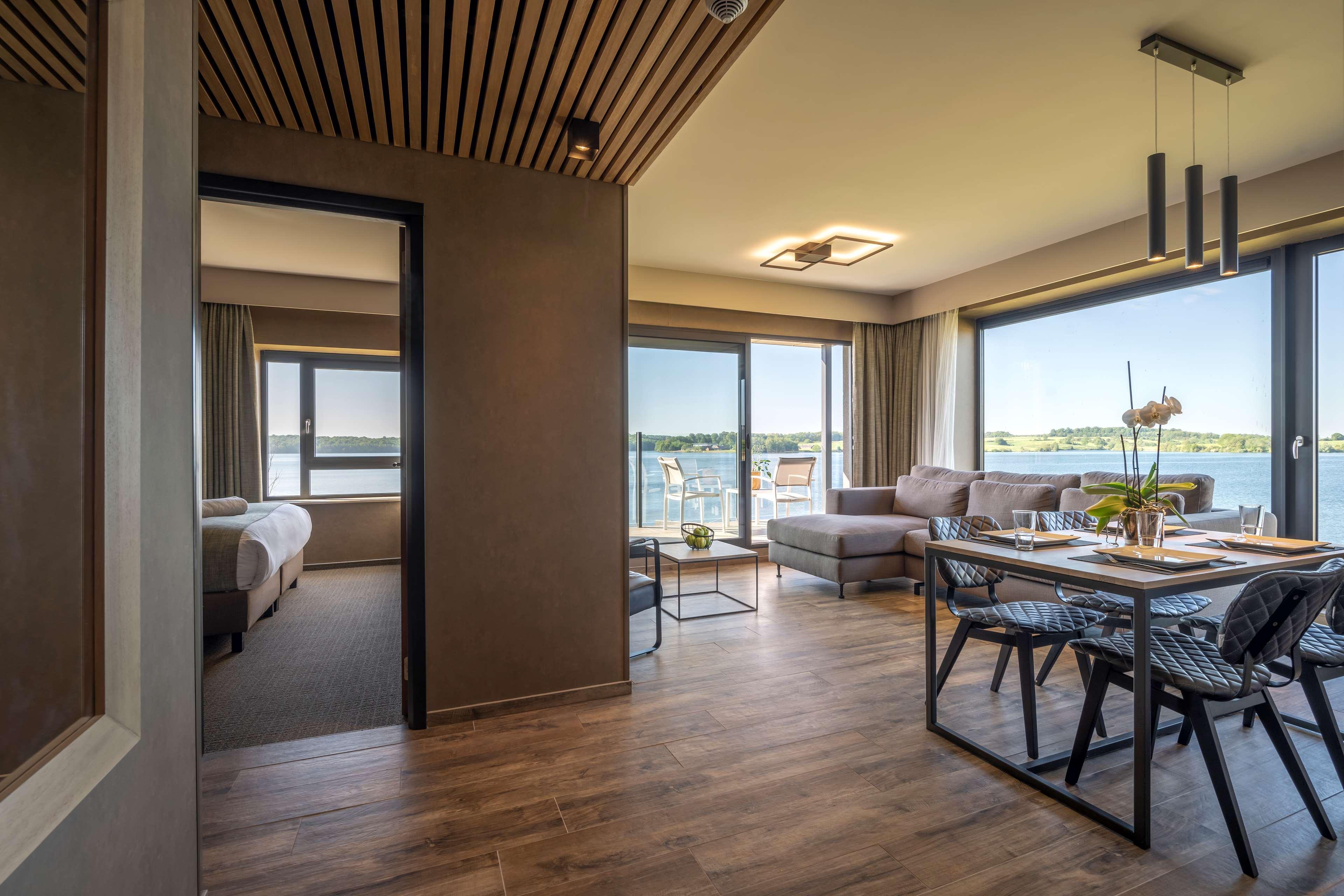 Best Western Plus Golden Lakes Hotel Boussu-lez-Walcourt Exterior foto