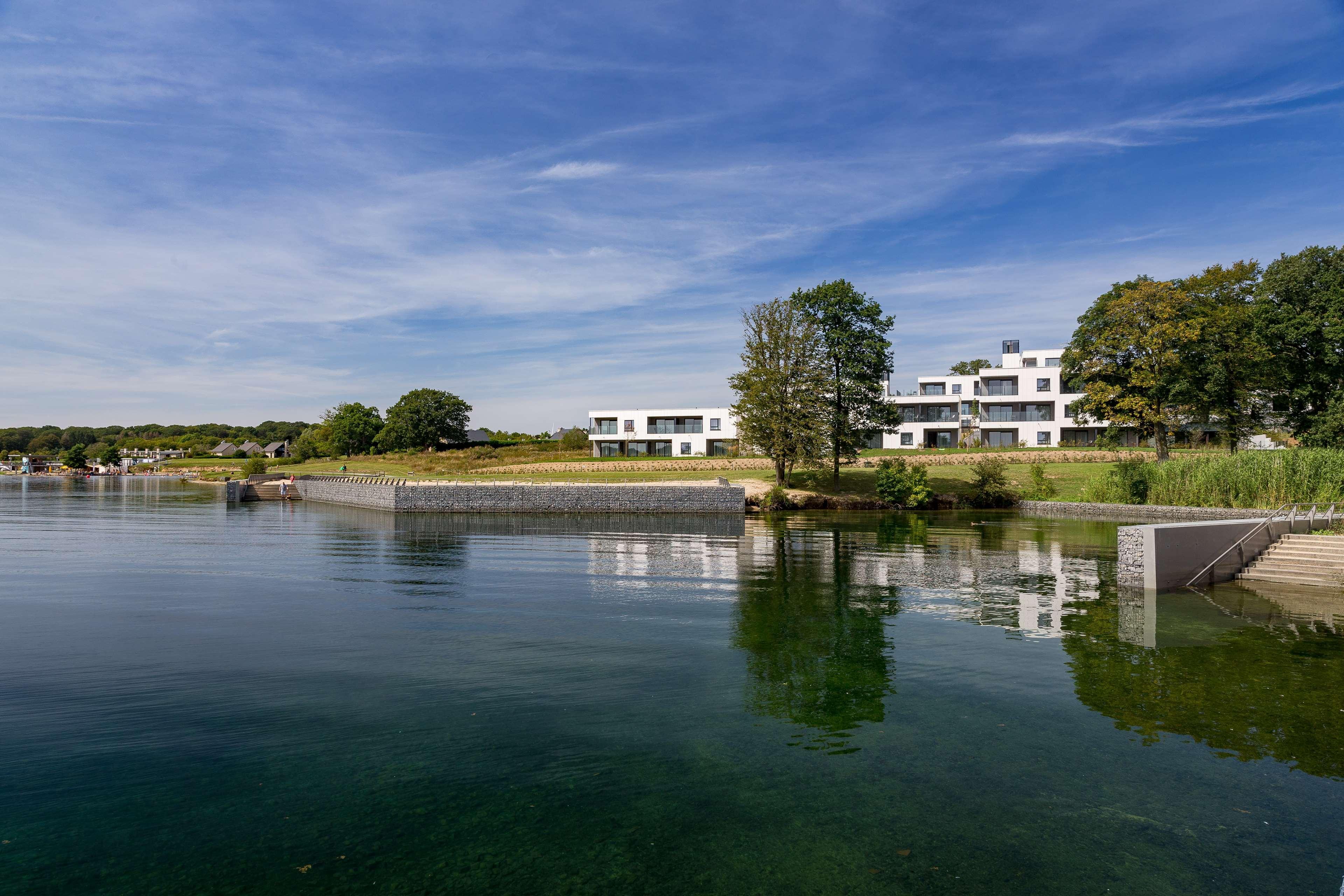 Best Western Plus Golden Lakes Hotel Boussu-lez-Walcourt Exterior foto